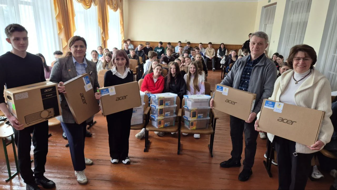 Буськ гімназія 2