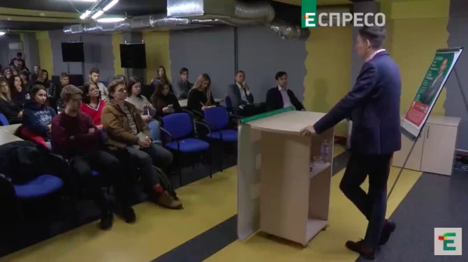 четверта влада - фото