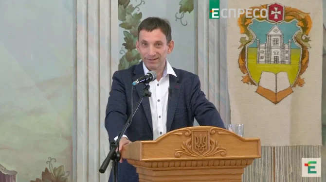 четверта влада - фото